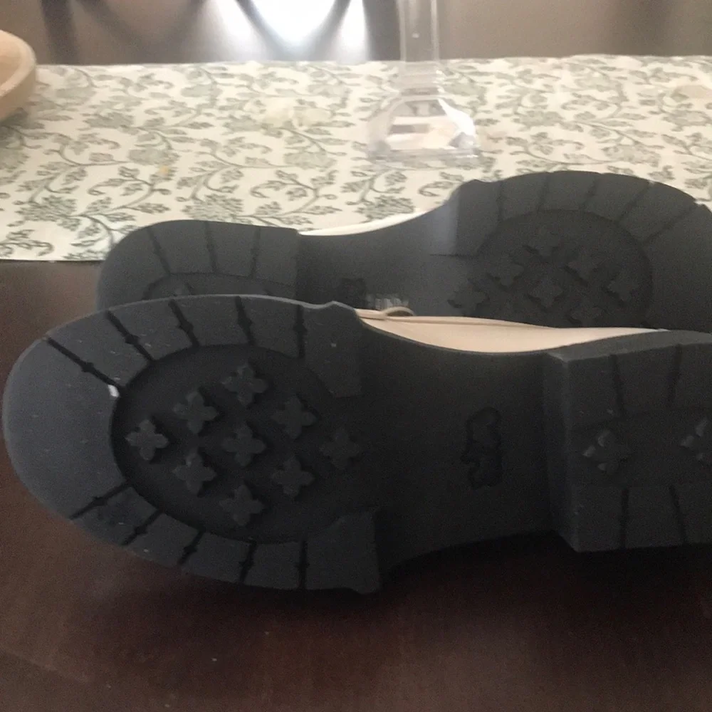 Coach White Leather Penny Loafers with Black Soles - Picture 4 of 9